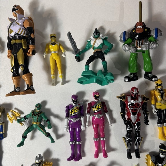Vintage 90s Y2K Power Rangers Action Figures Lot w/ Accessories 20+ Pcs - Picture 4 of 16